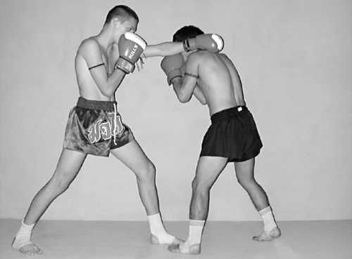 Бим Бэкман, Аман Атилов - Бойцовский клуб: боевой фитнес для мужчин