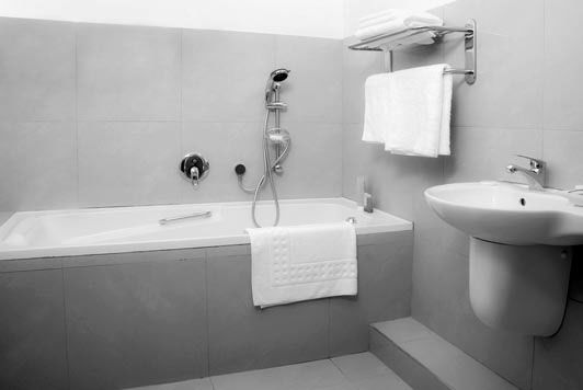 Евгений Симонов - Сантехнические работы своими руками. Уроки домашнего мастера