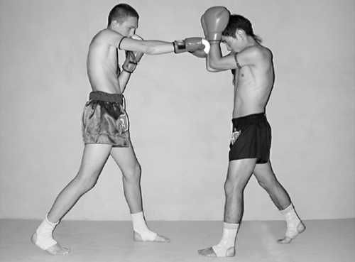 Бим Бэкман, Аман Атилов - Бойцовский клуб: боевой фитнес для мужчин