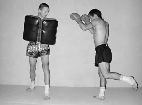 Бим Бэкман, Аман Атилов - Бойцовский клуб: боевой фитнес для мужчин