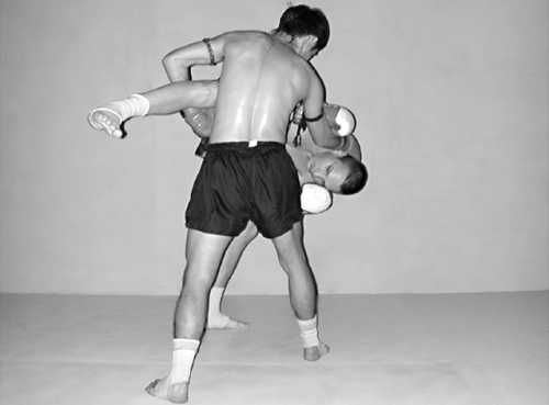 Бим Бэкман, Аман Атилов - Бойцовский клуб: боевой фитнес для мужчин