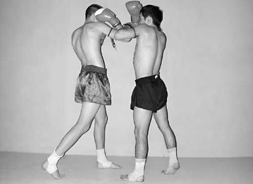 Бим Бэкман, Аман Атилов - Бойцовский клуб: боевой фитнес для мужчин