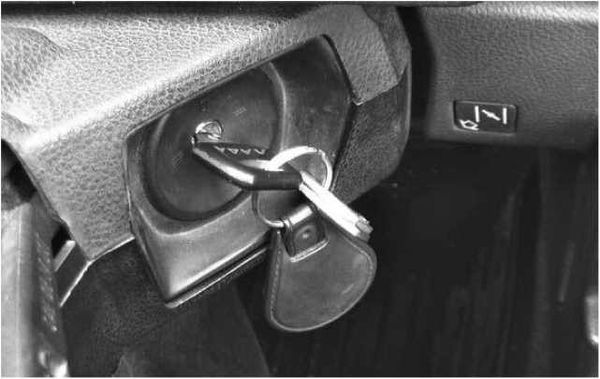 Алексей Громаковский - Хитрые способы экономить топливо. Главная тайна автомобиля