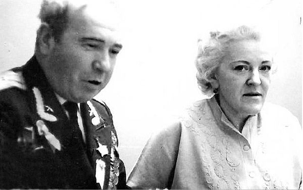 Анна Максудова - Все, что дорого и свято! Семейные хроники