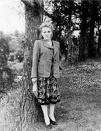 Анна Максудова - Все, что дорого и свято! Семейные хроники