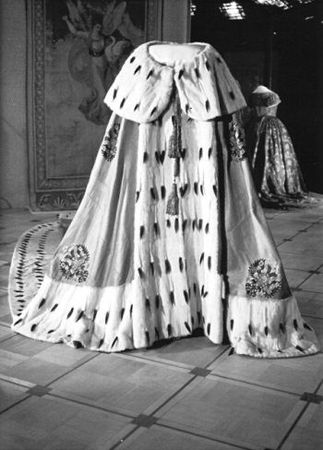 Игорь Зимин - Царские деньги. Доходы и расходы Дома Романовых