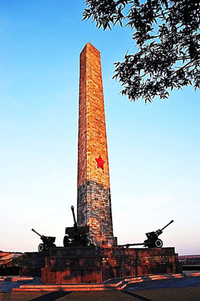 Владимир Побочный, Людмила Антонова - Третья военная зима. Часть 1