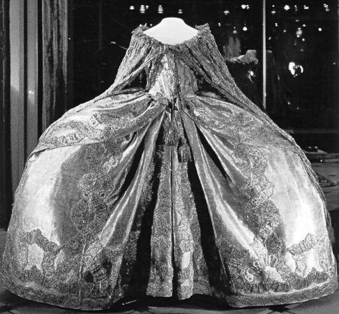 Игорь Зимин - Царские деньги. Доходы и расходы Дома Романовых