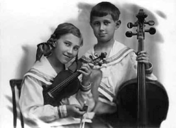 Ольга Афанасьева - Мстислав Ростропович. Любовь с виолончелью в руках