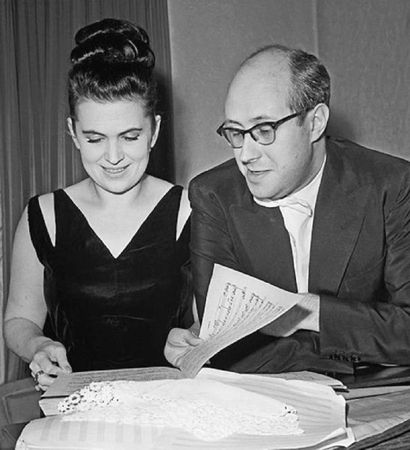 Ольга Афанасьева - Мстислав Ростропович. Любовь с виолончелью в руках