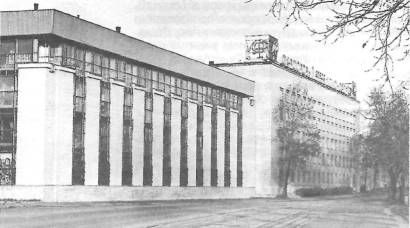 Болеслав Пукинский - Санкт-Петербург. 1000 вопросов и ответов