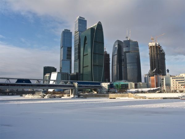 Даша Парамонова - Грибы, мутанты и другие: архитектура эры Лужкова