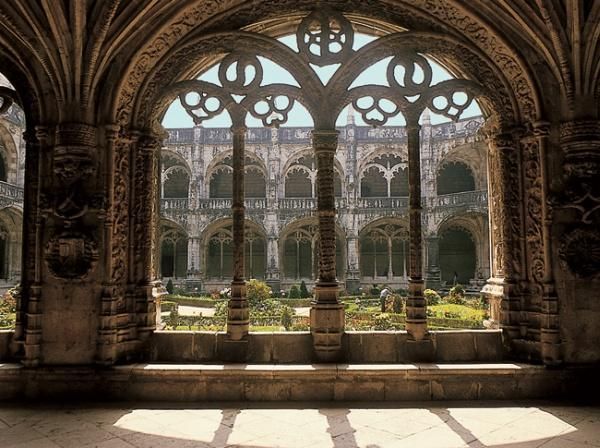 Робин Фроммер, Габриэль Кальво и др. - Лиссабон. Путеводитель