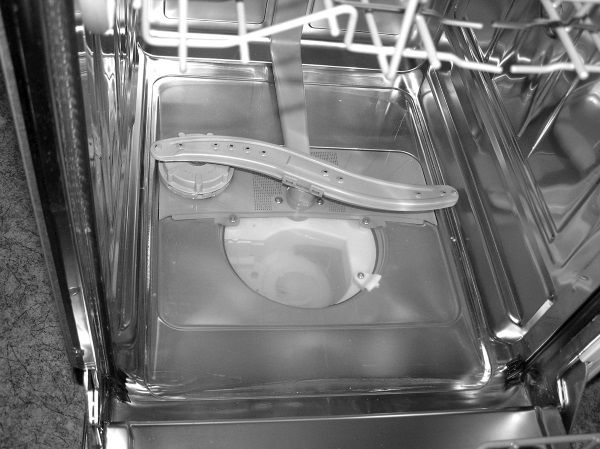 Андрей Кашкаров - Сам себе сантехник. Сантехнические дачные коммуникации