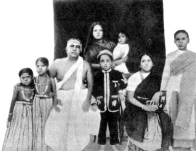 Елена Блаватская - Письма из пещер и дебрей Индостана