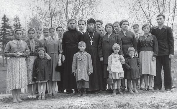 Ксения Лученко - Матушки: Жены священников о жизни и о себе