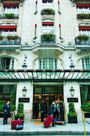 Виктория Завьялова, Валерия Башкирова - Лучшие отели мира