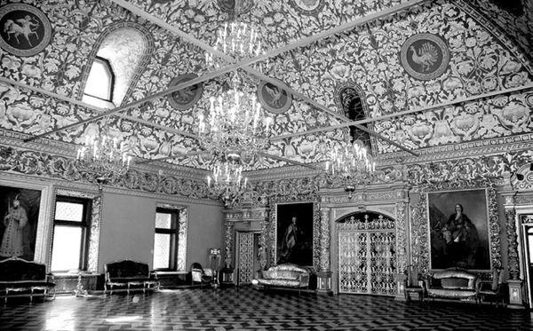 Ирина Сергиевская - Клады Москвы. Легендарные сокровища, тайники и подземелья