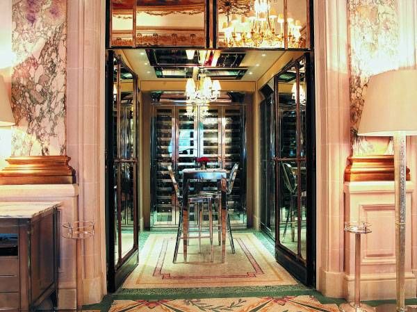 Виктория Завьялова, Валерия Башкирова - Лучшие отели мира