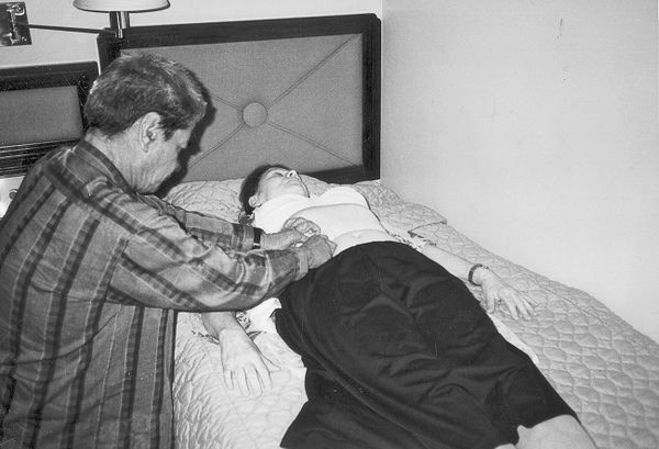 Николай Непомнящий - Люди-феномены