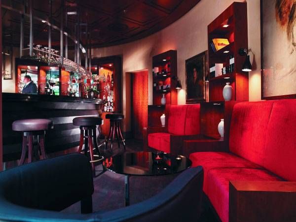 Виктория Завьялова, Валерия Башкирова - Лучшие отели мира