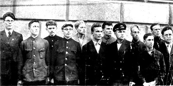 Владимир Побочный, Людмила Антонова - Предвоенные годы и первые дни войны