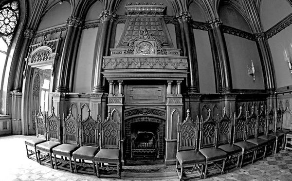 Ирина Сергиевская - Клады Москвы. Легендарные сокровища, тайники и подземелья