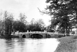 Андрей Гусаров - Гатчина. От прошлого к настоящему. История города и его жителей