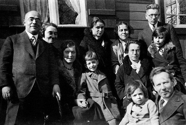 Уильям Сароян, Левон Мкртчян - Случайные встречи