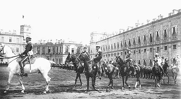 Сергей Глезеров - Петербургские окрестности. Быт и нравы начала ХХ века