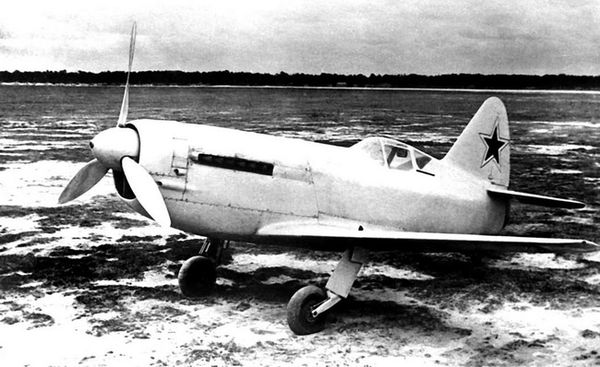 Николай Якубович - Реактивные первенцы СССР - МиГ-9, Як-15, Су-9, Ла-150,...