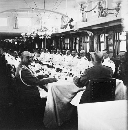 Сергей Пушкарев, Оксана Захарова - Российское церемониальное застолье....