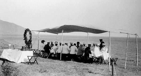 Сергей Пушкарев, Оксана Захарова - Российское церемониальное застолье....