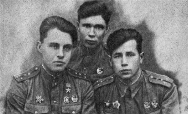 Владимир Жарко, Михаил Глебов и др. - Воздушные разведчики