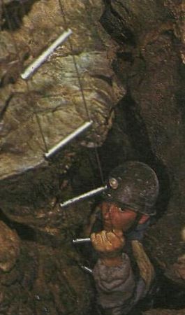 Мишель Сифр - В безднах Земли