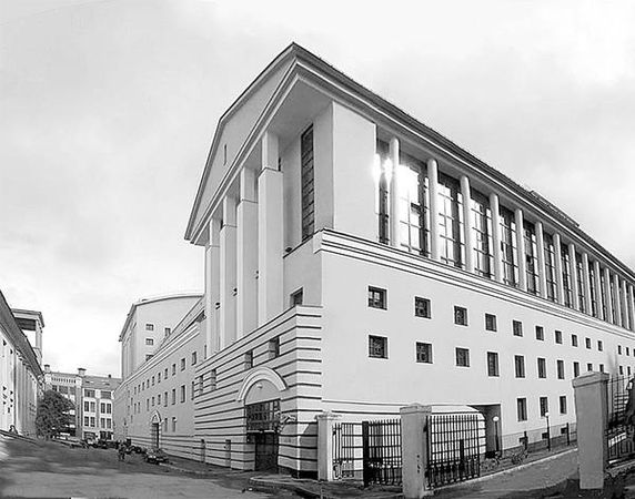 Сергей Романюк - Чистые пруды. От Столешников до Чистых прудов