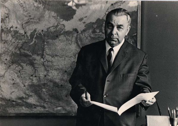 Ю. Барабанщиков - Воспоминания о академике Е. К. Федорове. "Этапы большого...