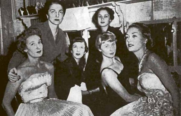 Пралин, Фредди - Тайны парижских манекенщиц (сборник)