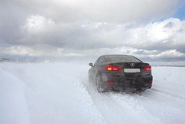 Алексей Громаковский - Самоучитель безопасного вождения. Чему не учат в автошколах