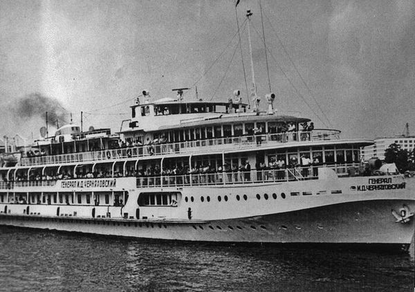 Владимир Карпов - Генерал армии Черняховский