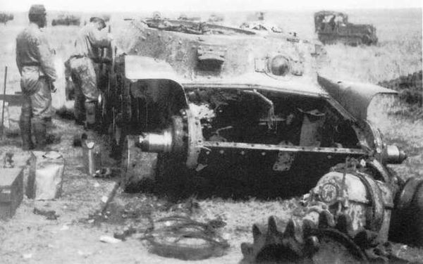 Максим Коломиец - Танки на Халхин-Голе