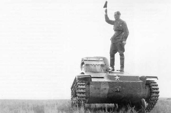 Максим Коломиец - Танки на Халхин-Голе