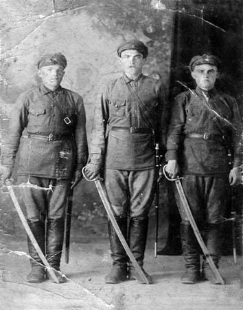 Ирина Щербакова - Пути следования: Российские школьники о миграциях, эвакуациях...