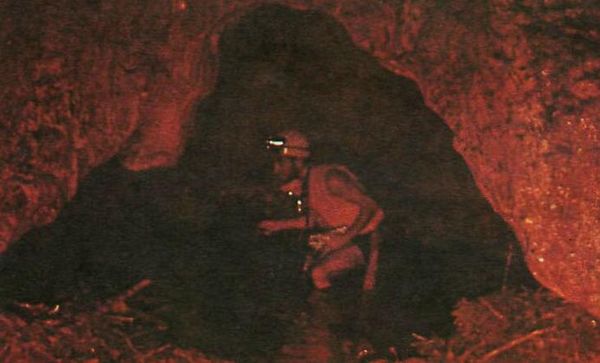 Мишель Сифр - В безднах Земли