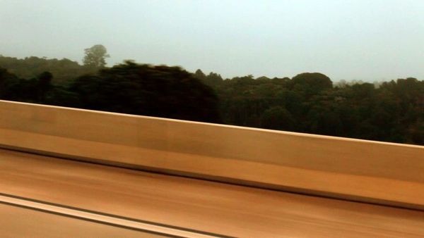 Джастин Макгирк - Город на грани: поездка по окраинам Сан-Паулу