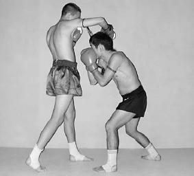 Аман Атилов, Бим Бэкман - 100 лучших приёмов тайландского бокса