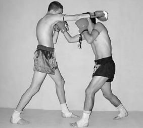 Аман Атилов, Бим Бэкман - 100 лучших приёмов тайландского бокса