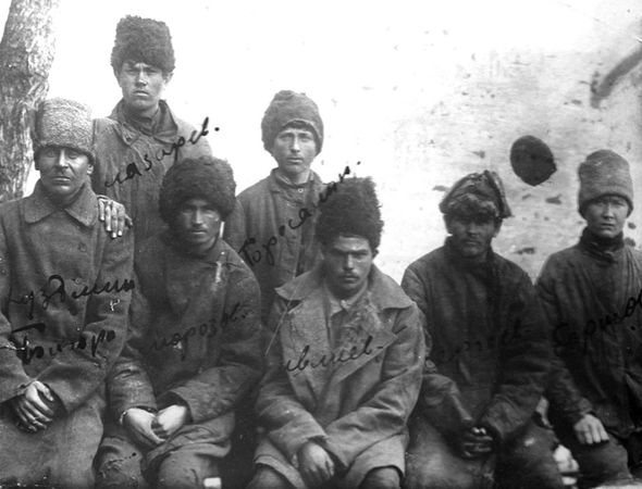 Юрий Васильев, Петр Алешкин - Крестьянские восстания в России в 1918-1922 гг....