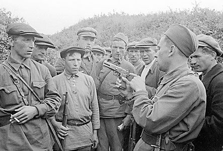 Владимир Побочный, Людмила Антонова - Весенне-летние бои (21.04.-16.07.1942 г.)