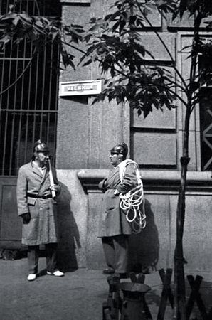 Михаил Зефиров, Н. Баженов и др. - Свастика над Волгой. Люфтваффе против...